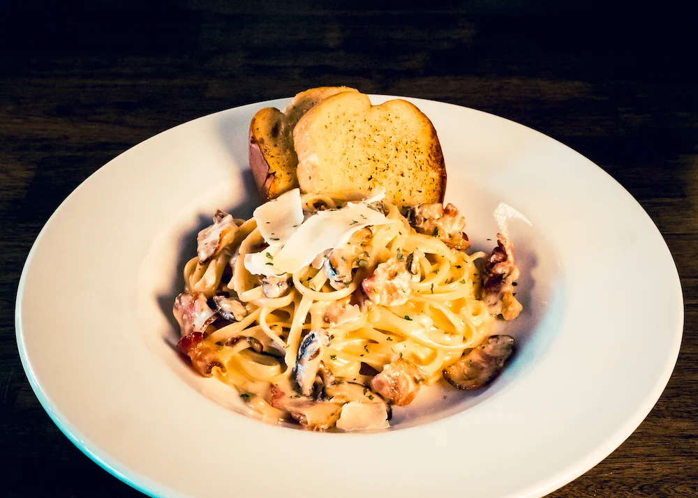 Chicken Alfredo Linguine