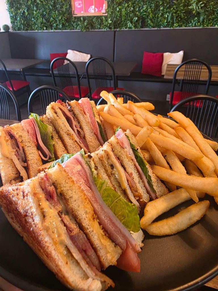 Pier 21 Club